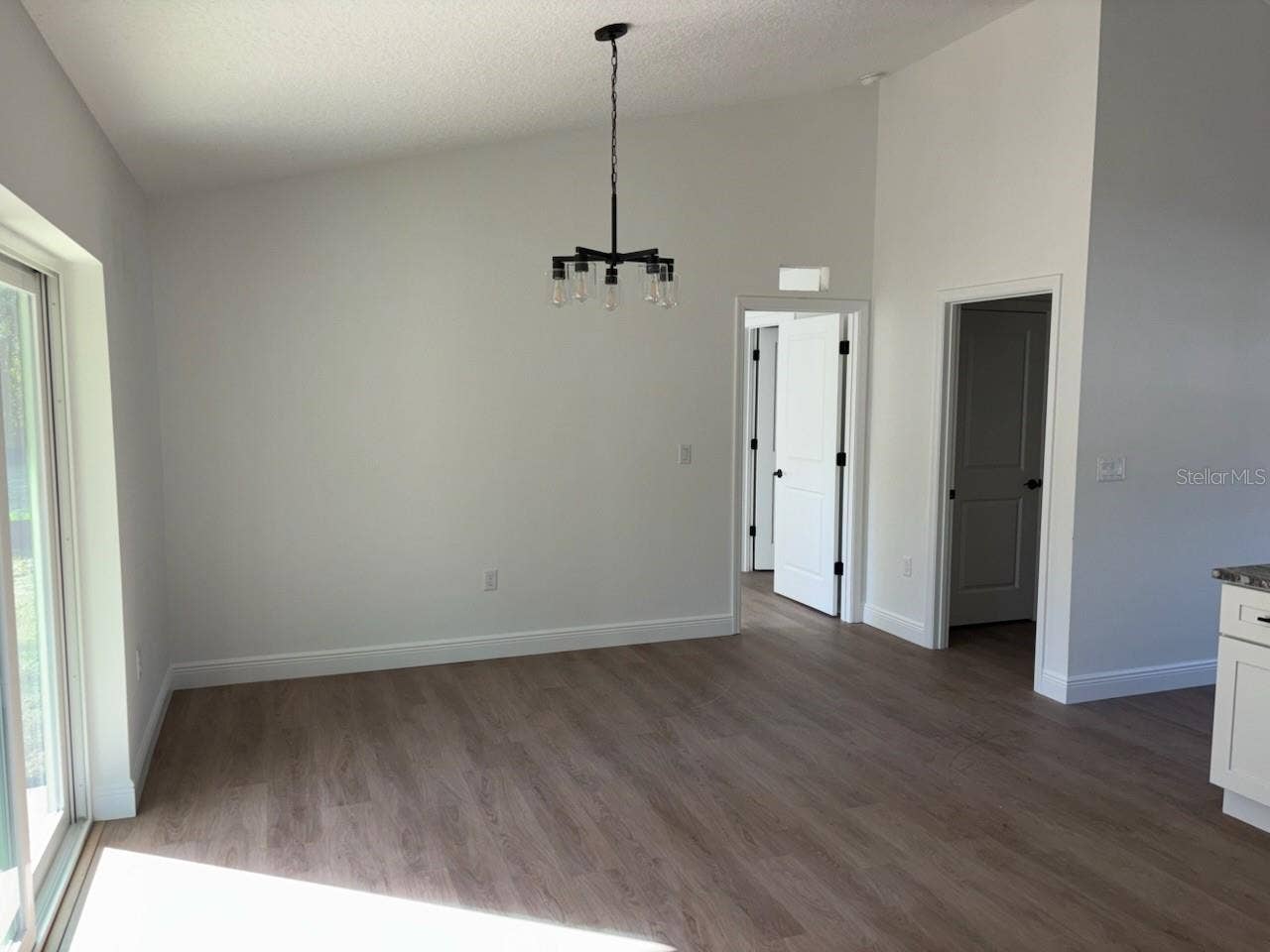 6613 N VARSITY AVENUE, Dunnellon, FL 34434