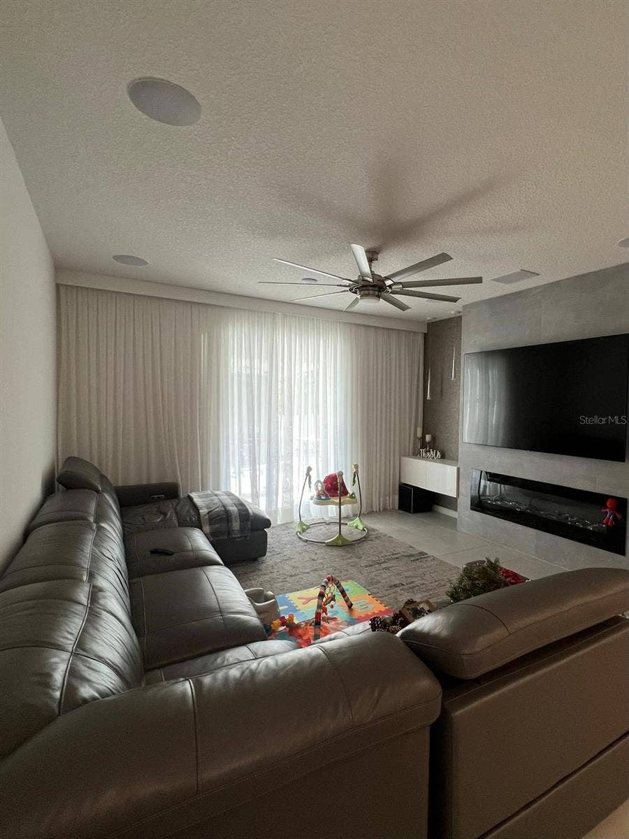 731 BIRCH HOLLOW DRIVE, Apopka, FL 32703 731 BIRCH HOLLOW DRIVE, Apopka, FL 32703