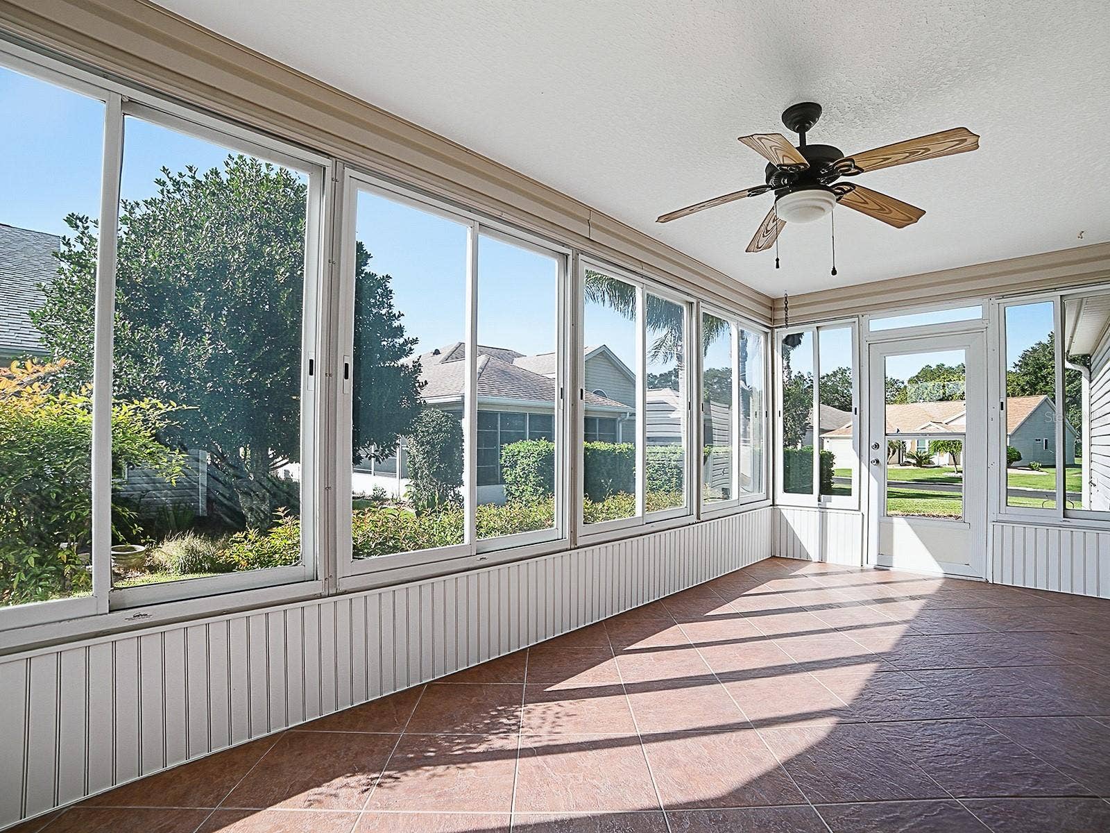 1596 OAK FOREST DRIVE, The Villages, FL 32162