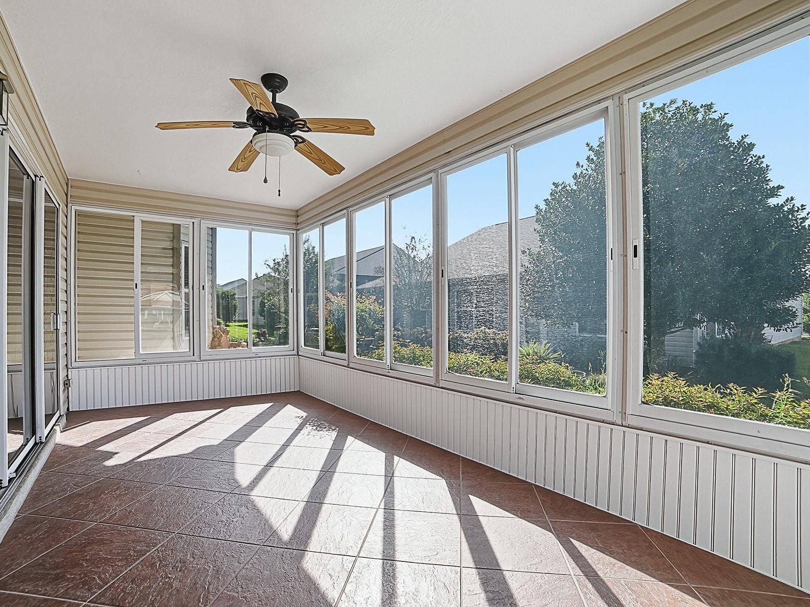 1596 OAK FOREST DRIVE, The Villages, FL 32162