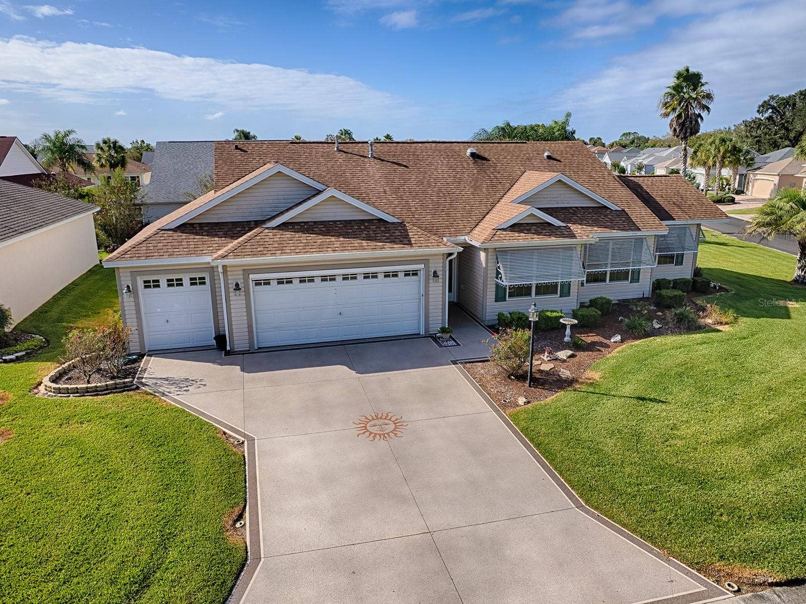 1596 OAK FOREST DRIVE, The Villages, FL 32162