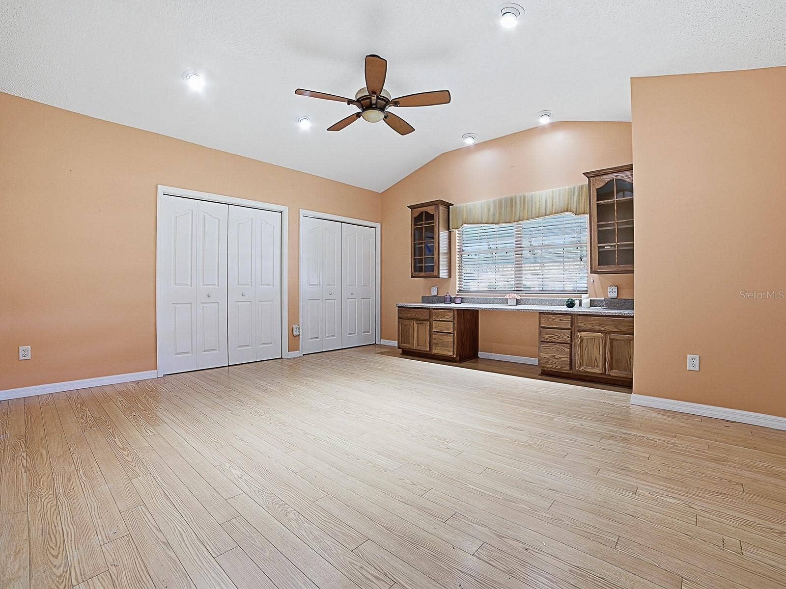 1596 OAK FOREST DRIVE, The Villages, FL 32162
