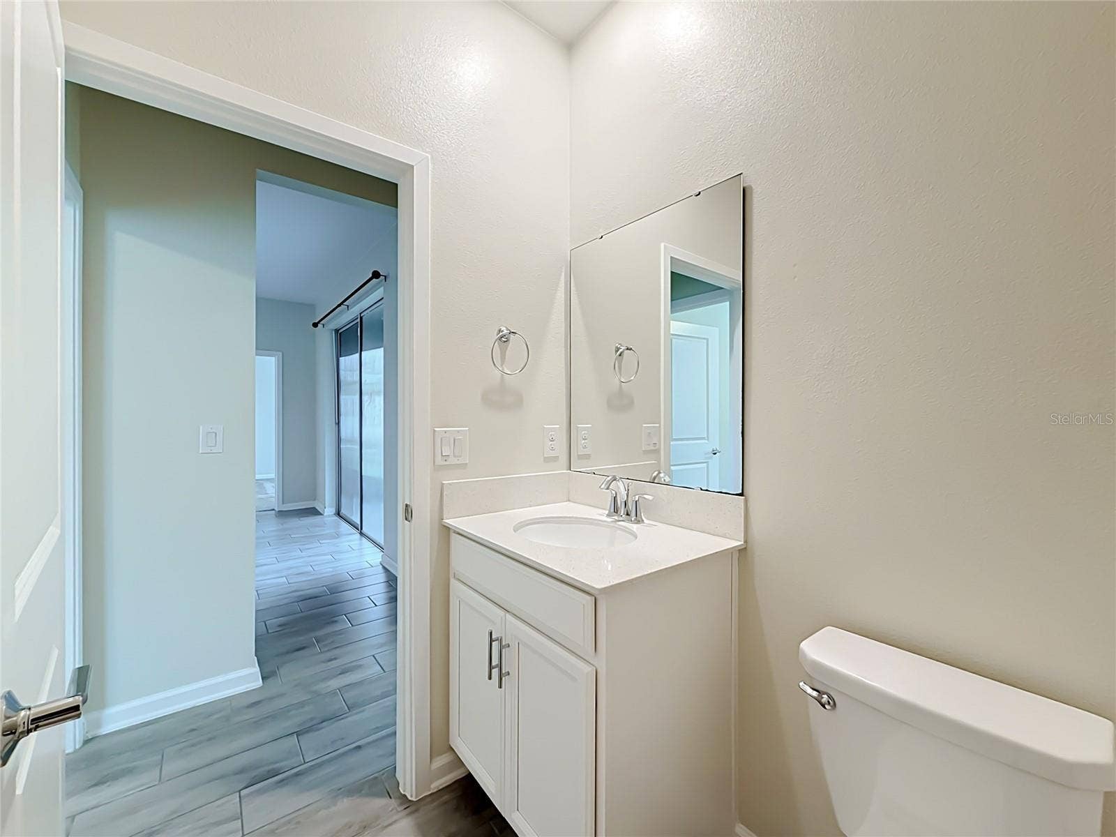 860 CARMILLION CT, Groveland, FL 34736 860 CARMILLION CT, Groveland, FL 34736