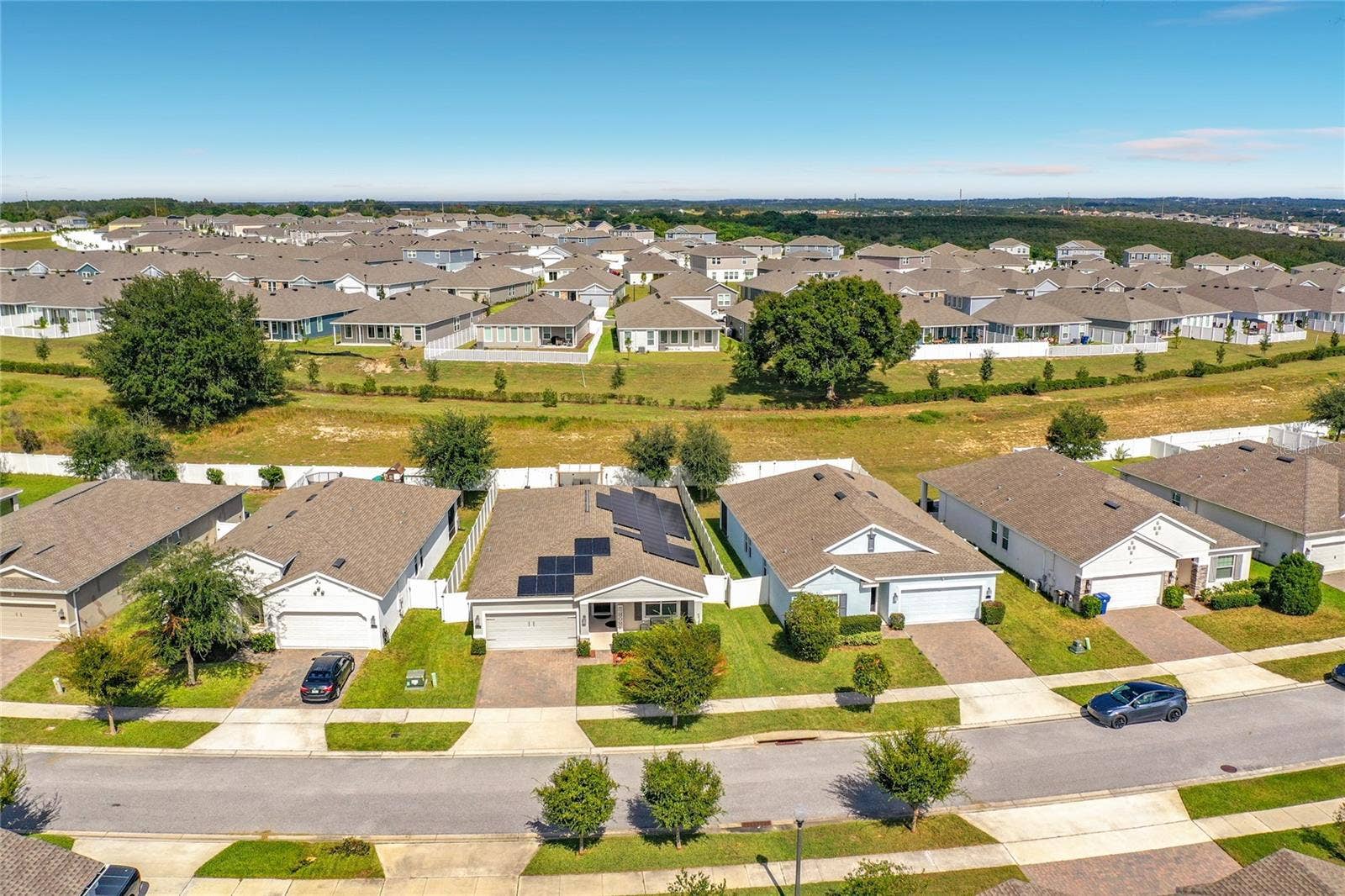 860 CARMILLION CT, Groveland, FL 34736 860 CARMILLION CT, Groveland, FL 34736