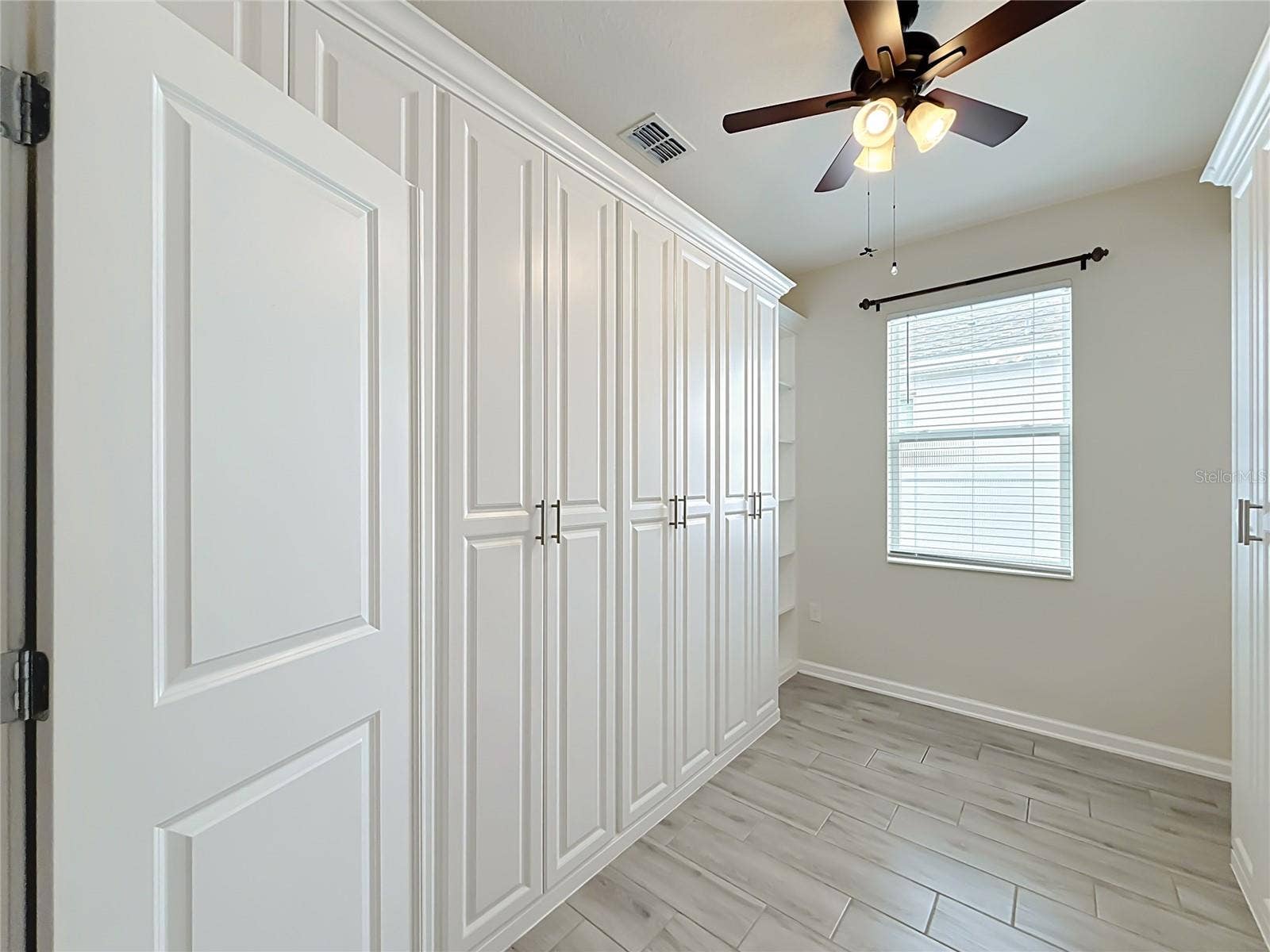 860 CARMILLION CT, Groveland, FL 34736 860 CARMILLION CT, Groveland, FL 34736