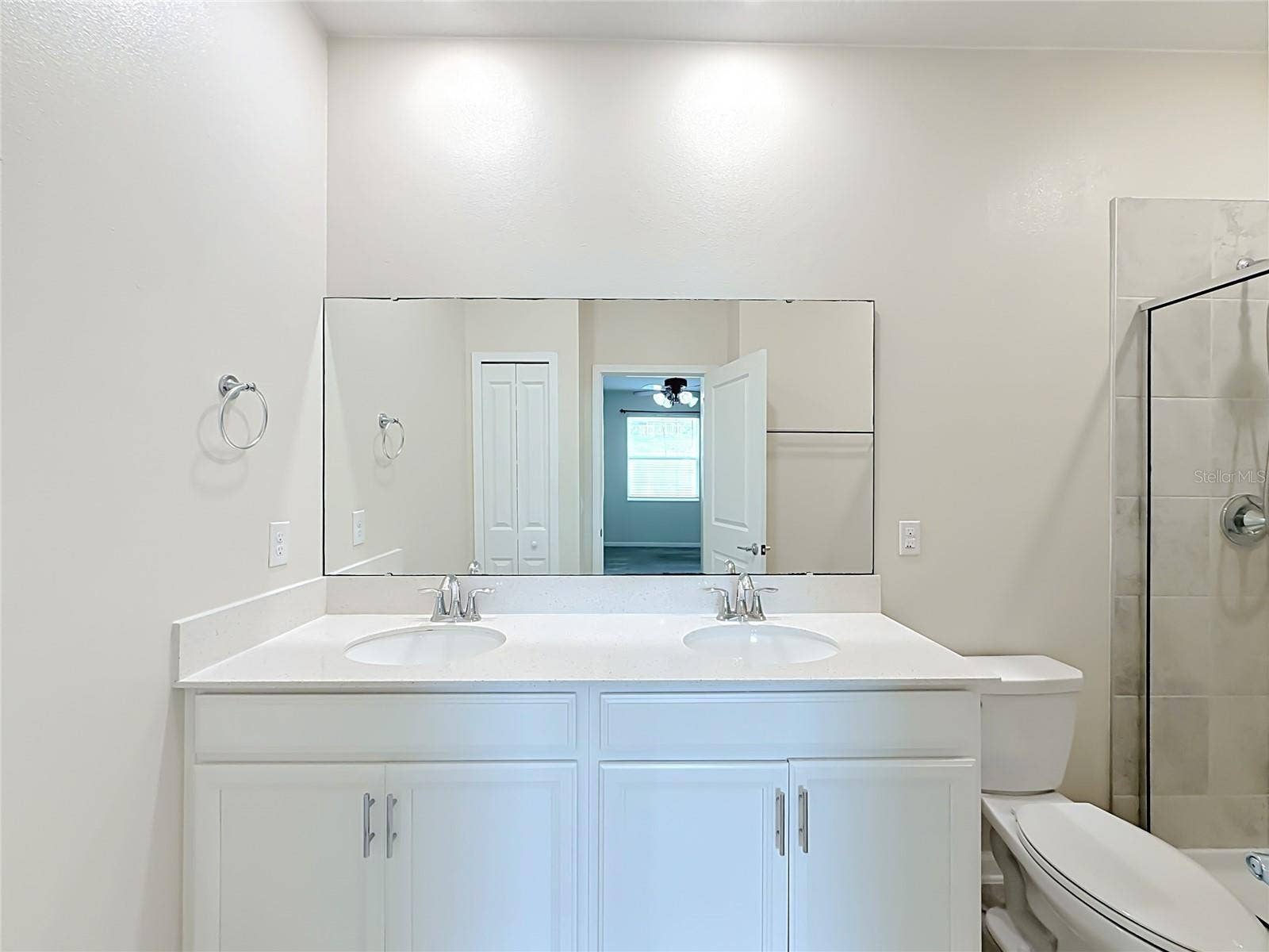 860 CARMILLION CT, Groveland, FL 34736 860 CARMILLION CT, Groveland, FL 34736