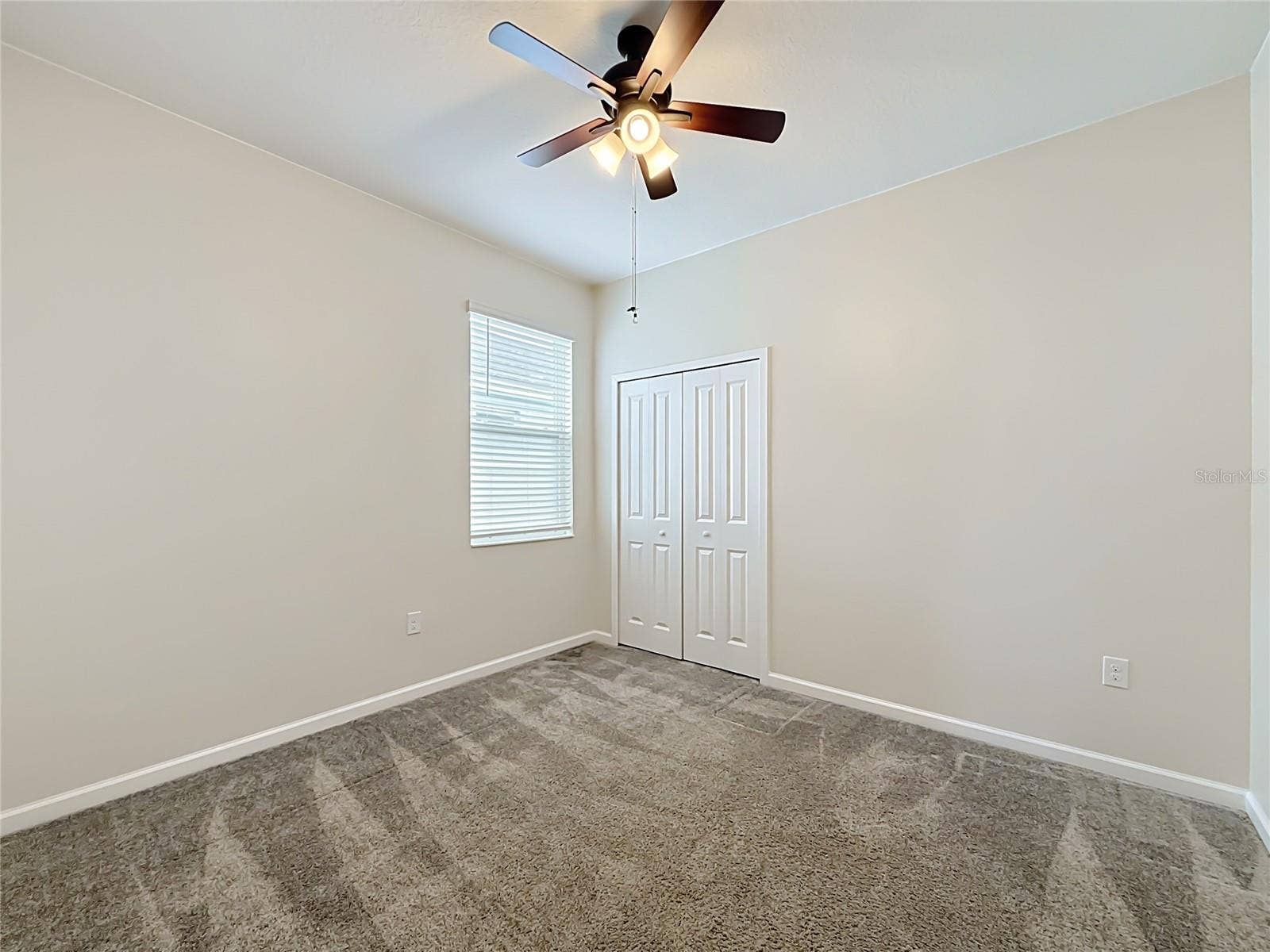 860 CARMILLION CT, Groveland, FL 34736 860 CARMILLION CT, Groveland, FL 34736