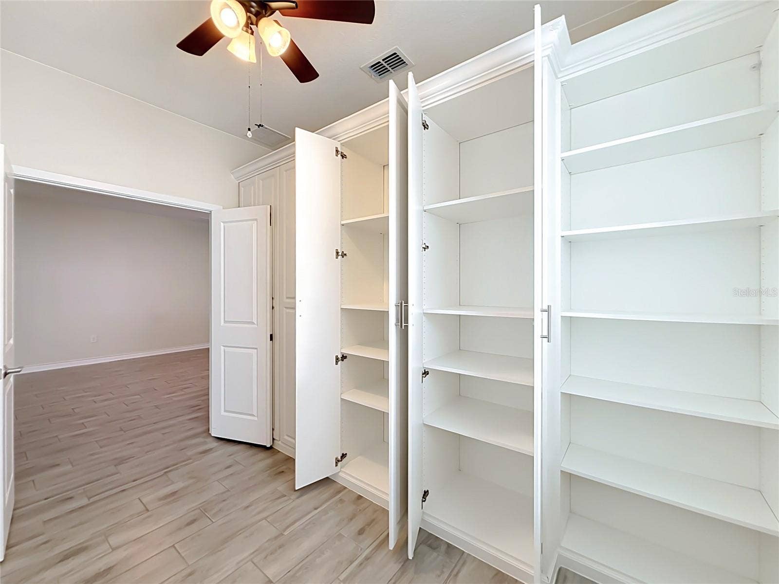 860 CARMILLION CT, Groveland, FL 34736 860 CARMILLION CT, Groveland, FL 34736