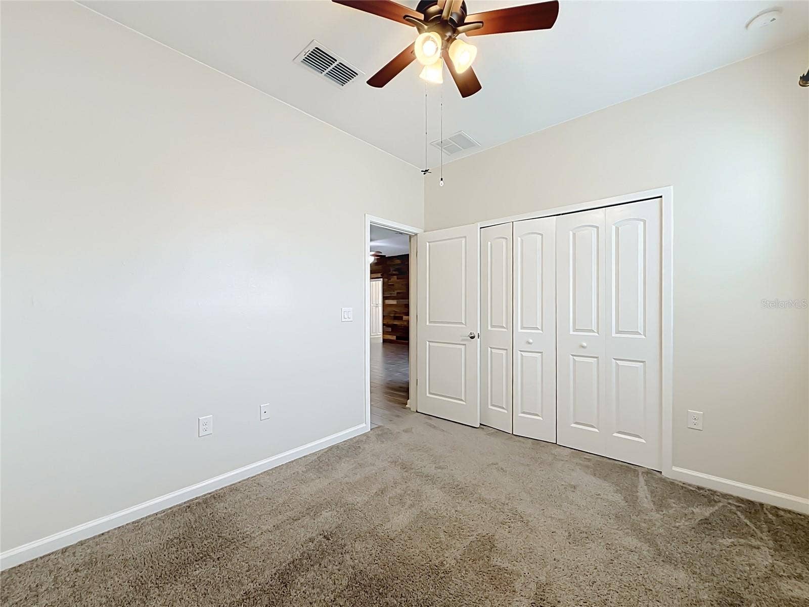 860 CARMILLION CT, Groveland, FL 34736 860 CARMILLION CT, Groveland, FL 34736
