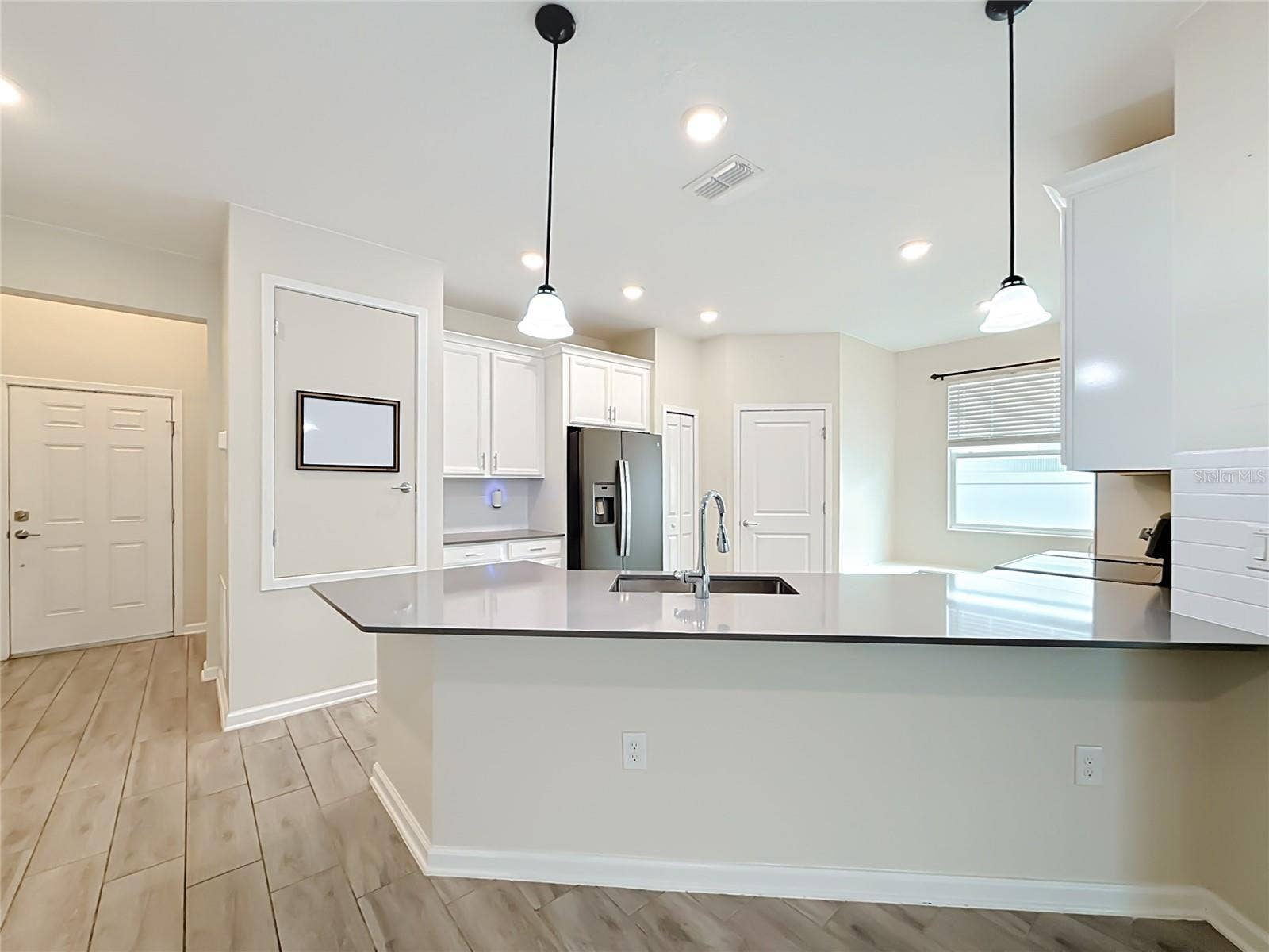 860 CARMILLION CT, Groveland, FL 34736 860 CARMILLION CT, Groveland, FL 34736