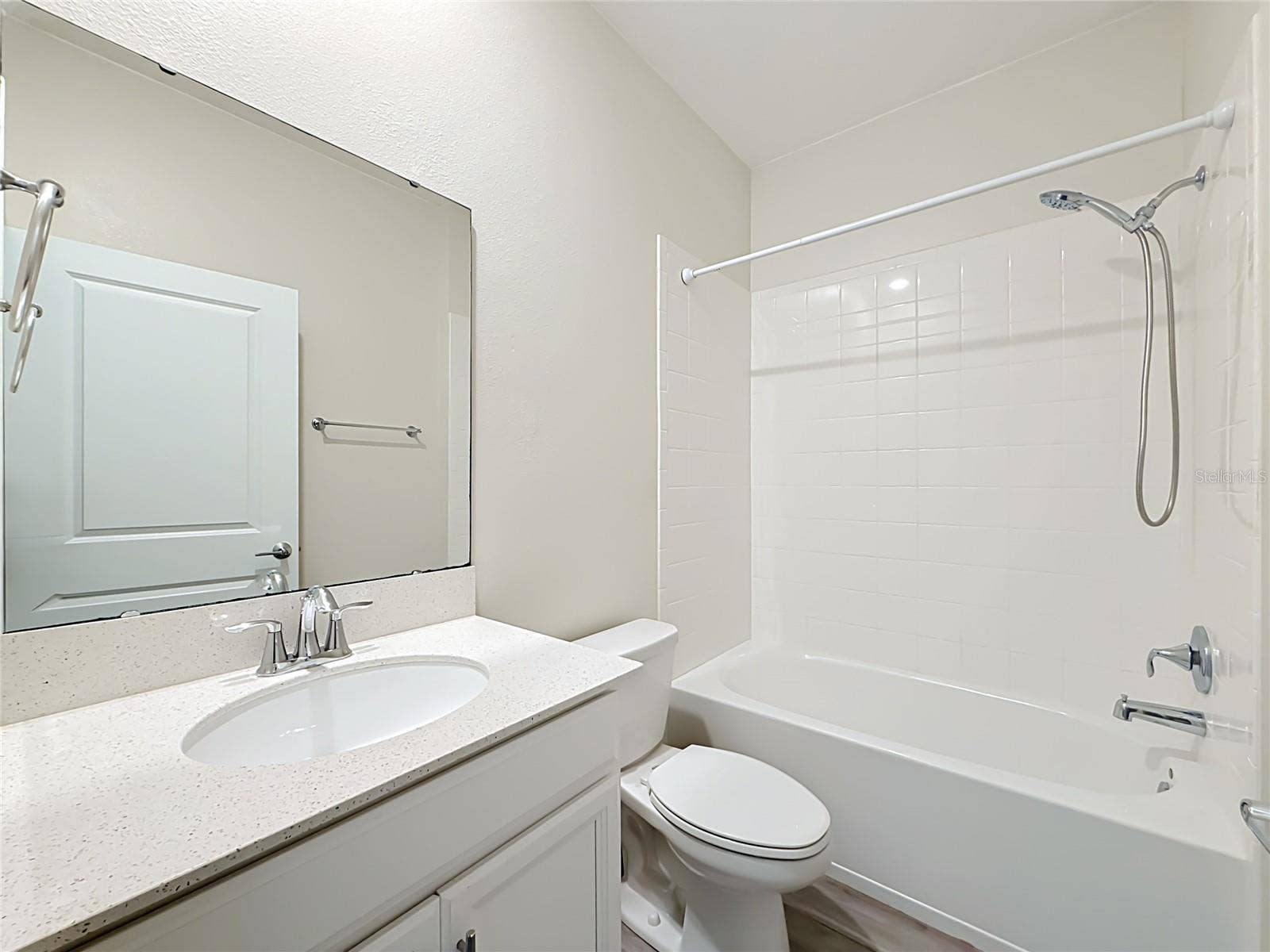 860 CARMILLION CT, Groveland, FL 34736 860 CARMILLION CT, Groveland, FL 34736