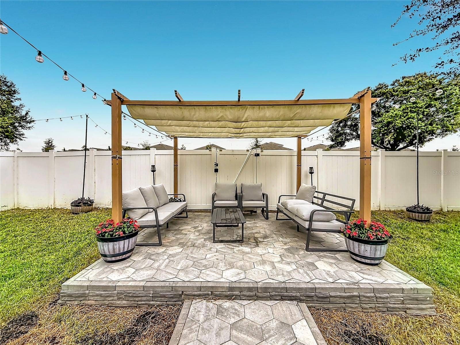 860 CARMILLION CT, Groveland, FL 34736 860 CARMILLION CT, Groveland, FL 34736