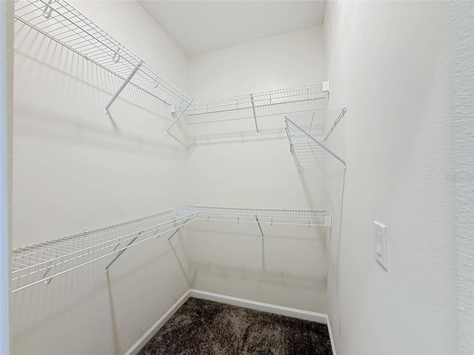 860 CARMILLION CT, Groveland, FL 34736 860 CARMILLION CT, Groveland, FL 34736