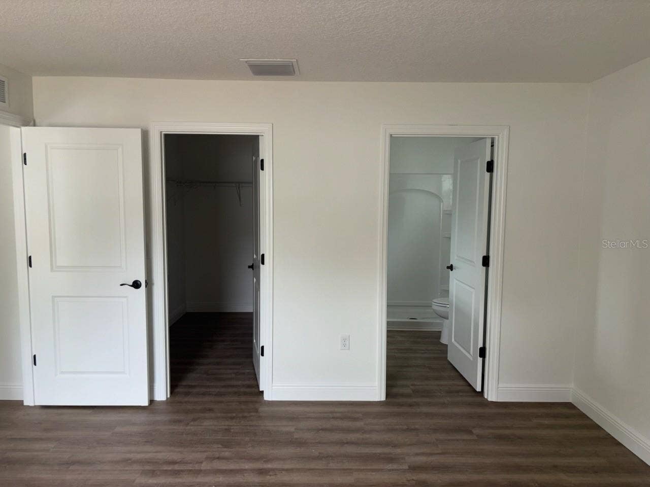 8976 N CREEK WAY, Dunnellon, FL 34434 8976 N CREEK WAY, Dunnellon, FL 34434