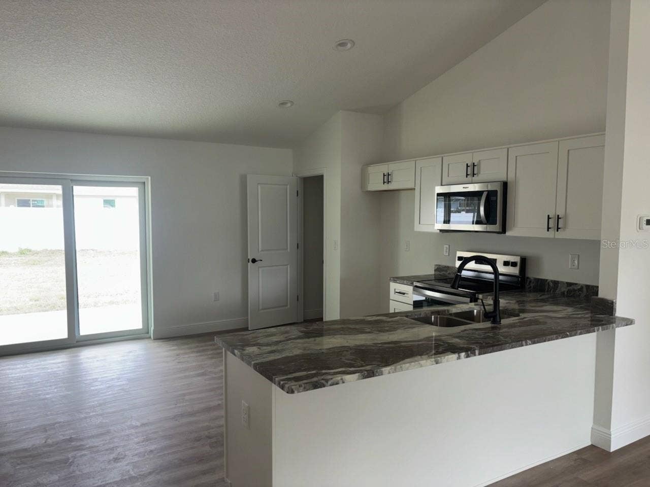 8976 N CREEK WAY, Dunnellon, FL 34434 8976 N CREEK WAY, Dunnellon, FL 34434