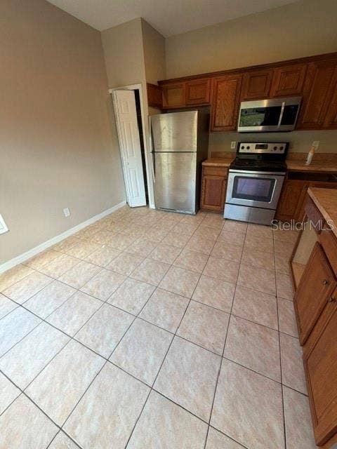 1333 KELLOGG DRIVE, Tavares, FL 32778 1333 KELLOGG DRIVE, Tavares, FL 32778