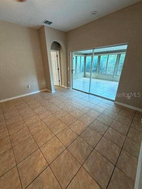 1333 KELLOGG DRIVE, Tavares, FL 32778 1333 KELLOGG DRIVE, Tavares, FL 32778