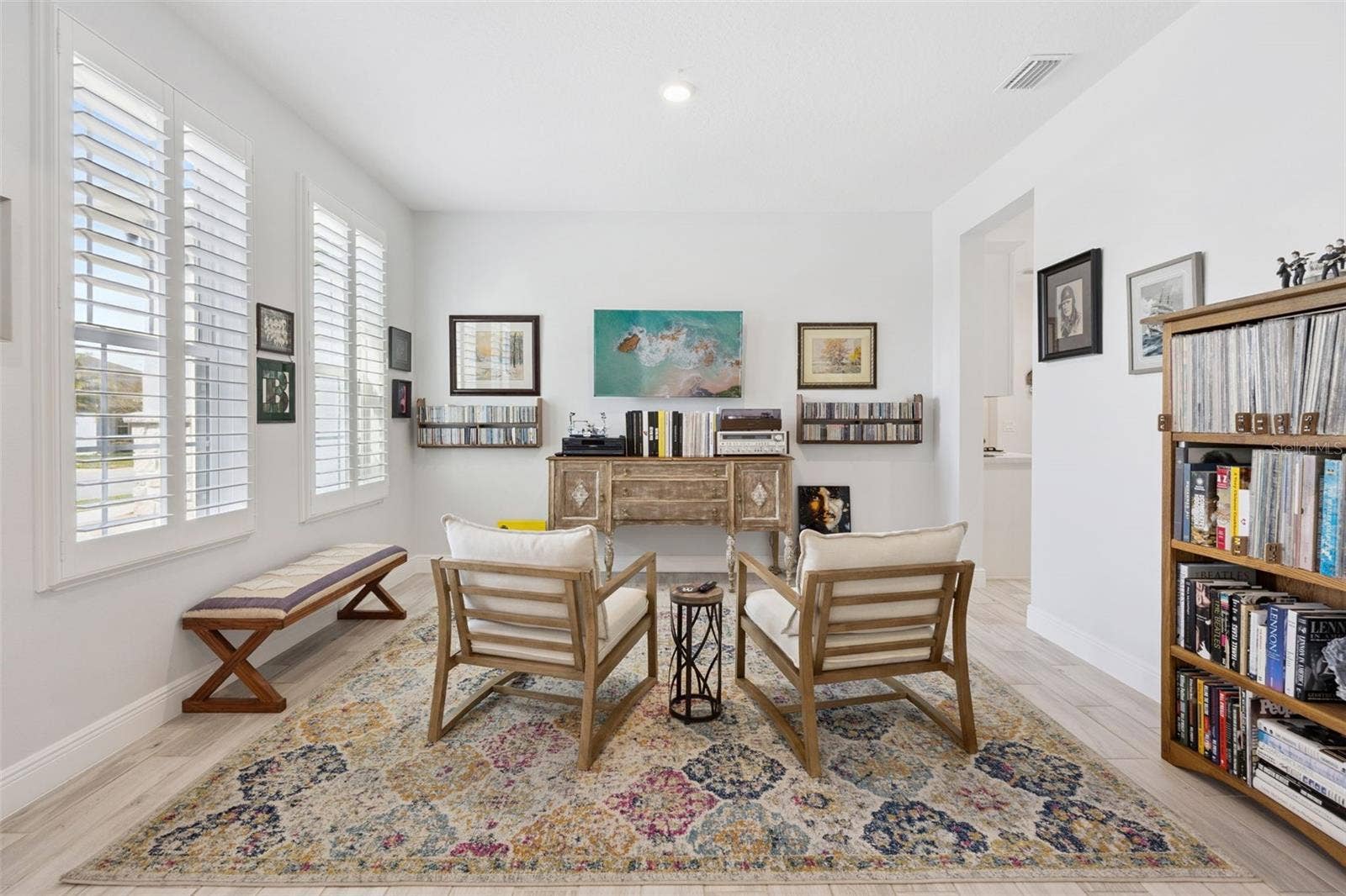 Living Room/Flex Space