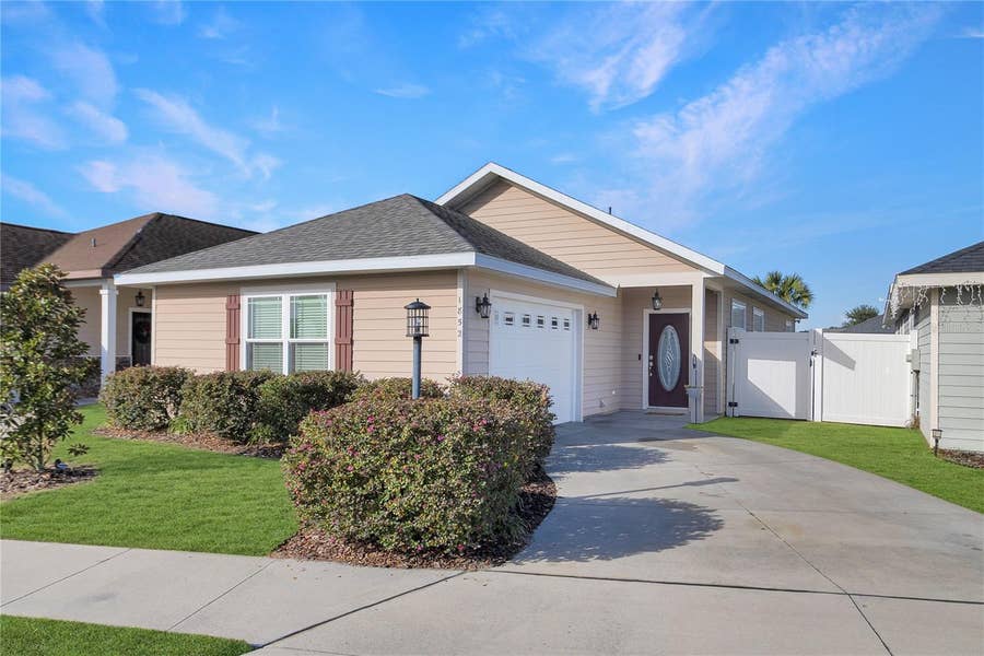 Property photo for 1852 SW 246TH DRIVE, Newberry, FL
