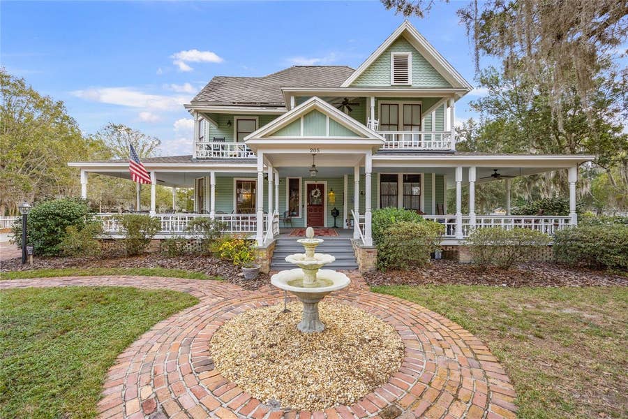 Property photo for 205 SE 7TH STREET, Gainesville, FL