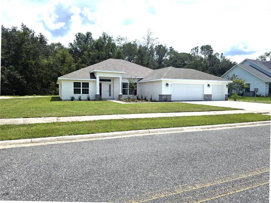 Property photo for 483 SW BELLFLOWER DRIVE, Lake City, FL