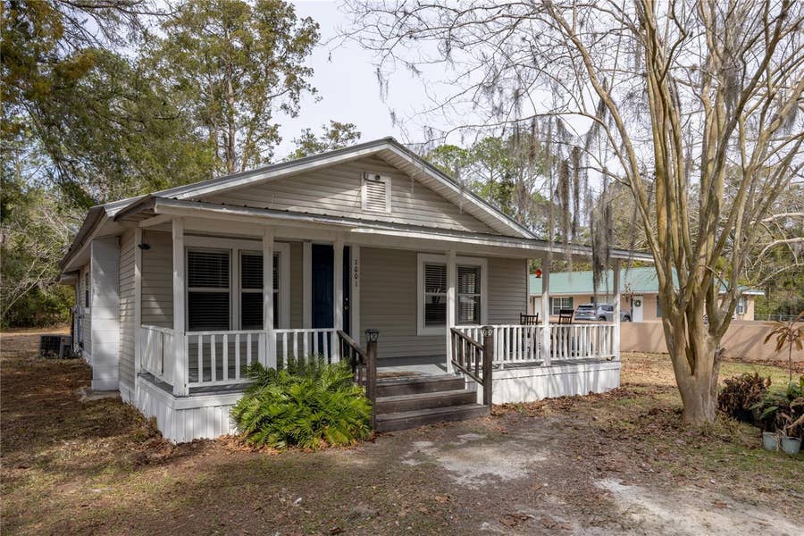 Property photo for 1001 NE 2ND AVENUE, Trenton, FL