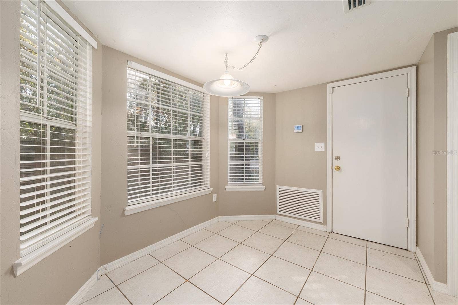 345 NW 48TH BOULEVARD, #K, Gainesville, FL 32607 345 NW 48TH BOULEVARD, #K, Gainesville, FL 32607