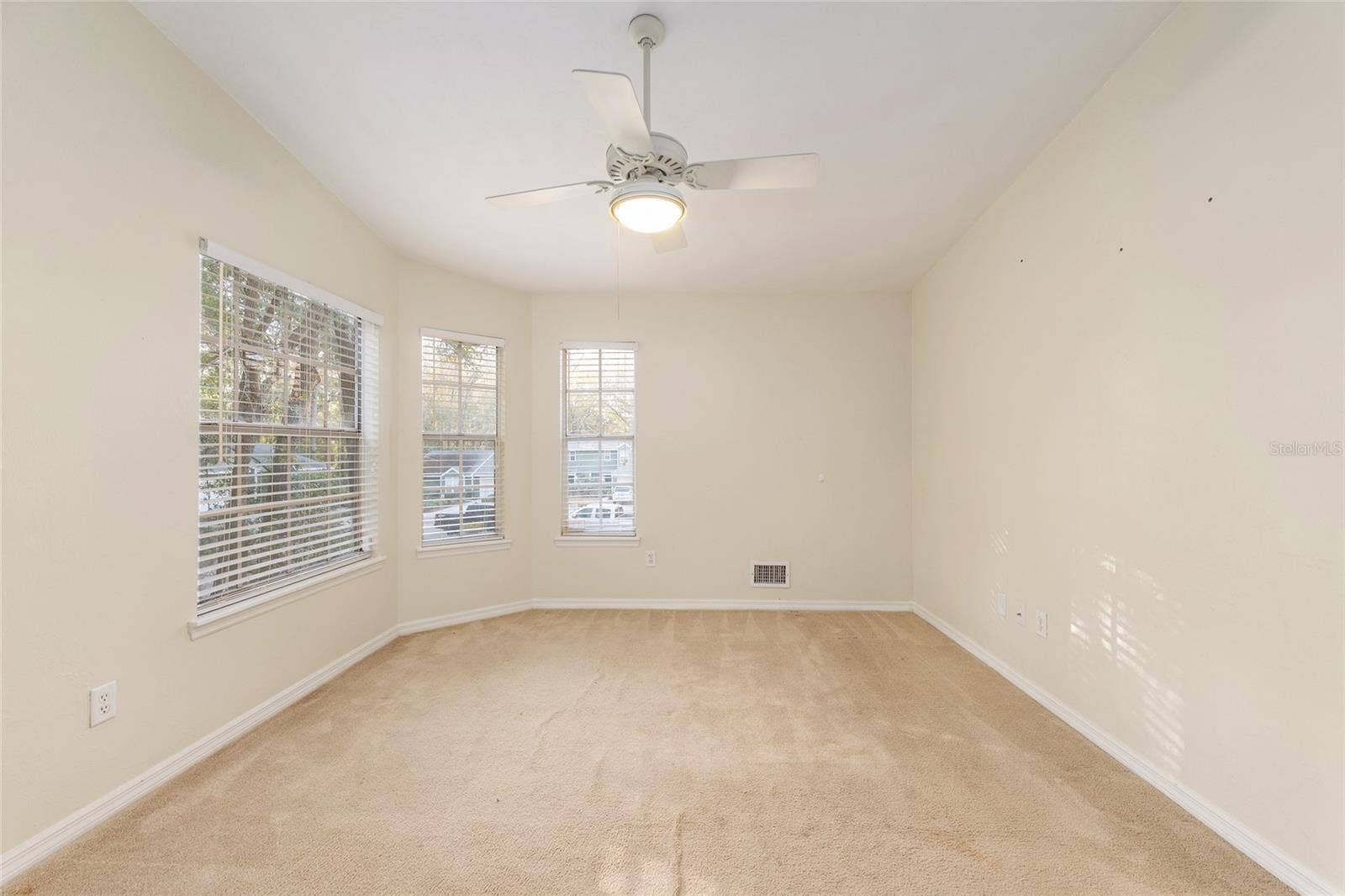 345 NW 48TH BOULEVARD, #K, Gainesville, FL 32607 345 NW 48TH BOULEVARD, #K, Gainesville, FL 32607