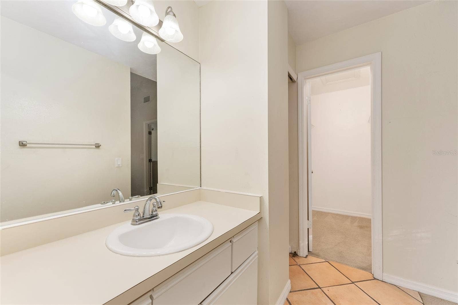 345 NW 48TH BOULEVARD, #K, Gainesville, FL 32607 345 NW 48TH BOULEVARD, #K, Gainesville, FL 32607