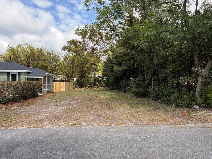 Property photo for NE 7TH PLACE, Gainesville, FL