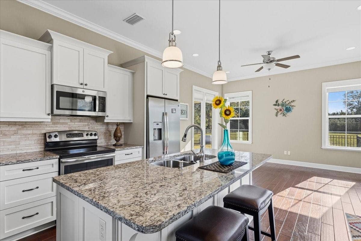 10401 NW 153RD TERRACE, Alachua, FL 32615 10401 NW 153RD TERRACE, Alachua, FL 32615