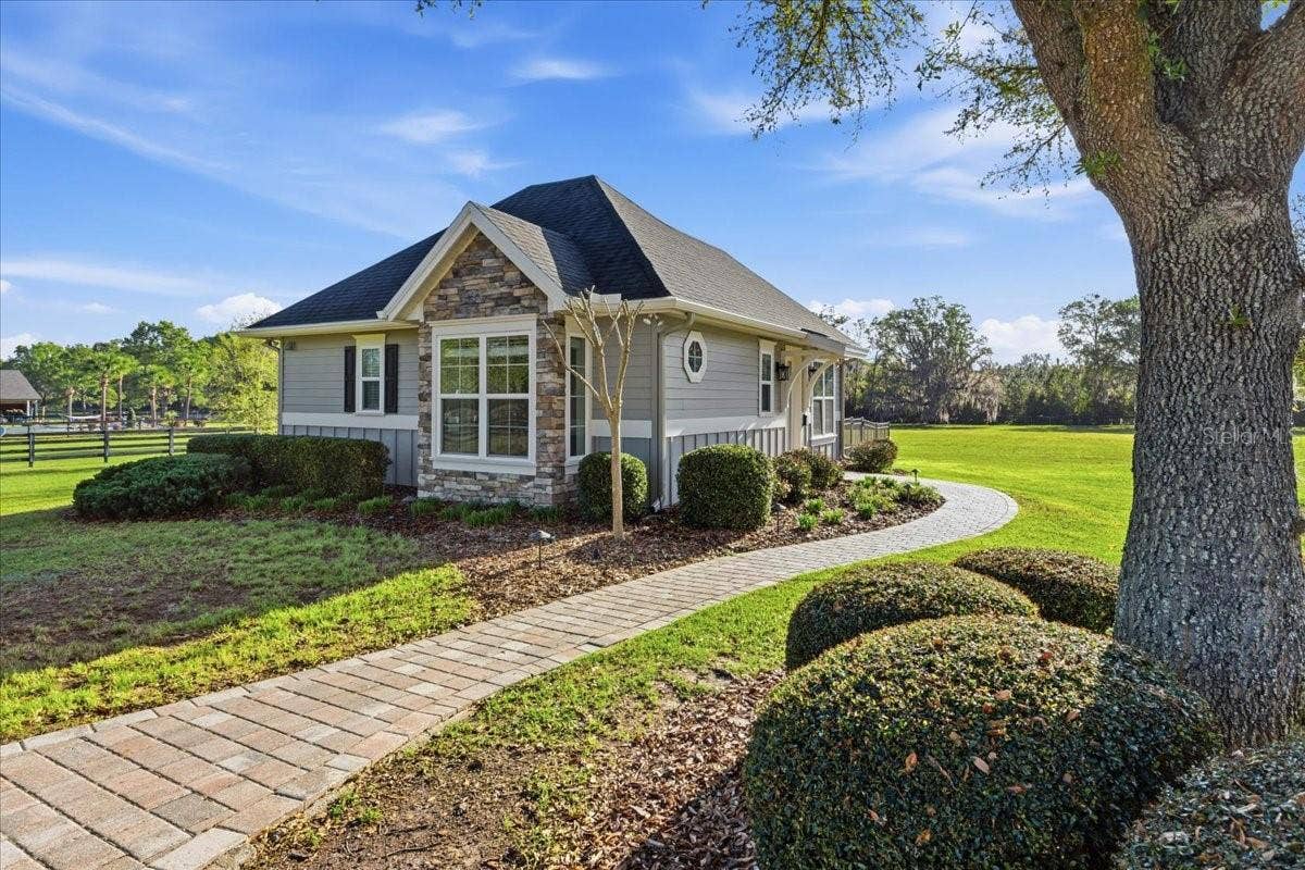 10401 NW 153RD TERRACE, Alachua, FL 32615 10401 NW 153RD TERRACE, Alachua, FL 32615