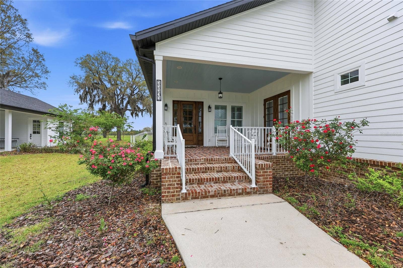 11131 NE 35TH STREET, Bronson, FL 32621 Entrace to attached MIL suite
