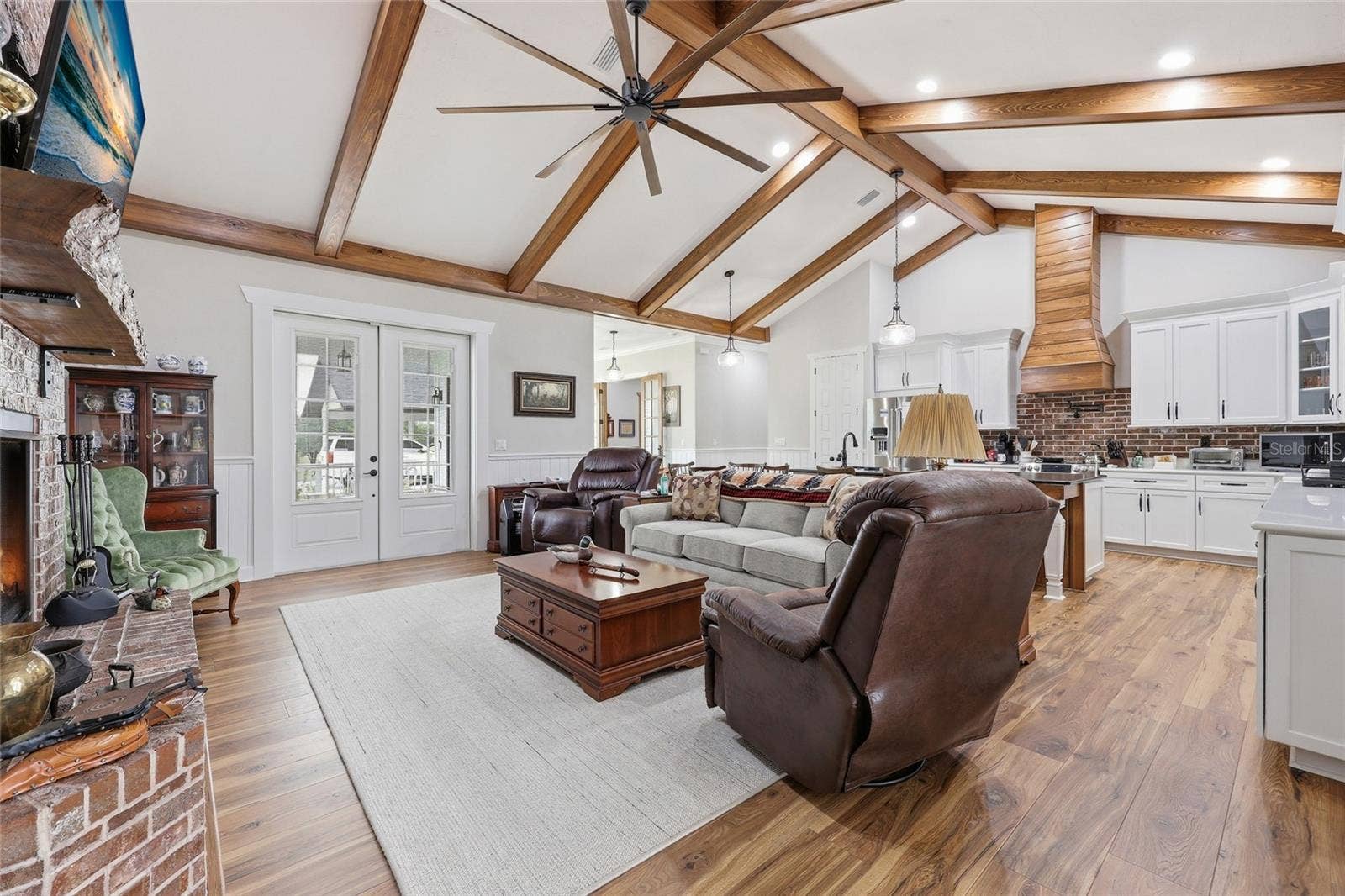 11131 NE 35TH STREET, Bronson, FL 32621 MIL living