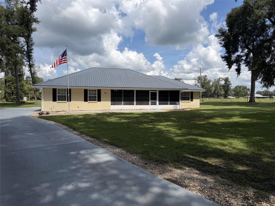 Property photo for 300 SW BRIGHTON COURT, Fort White, FL