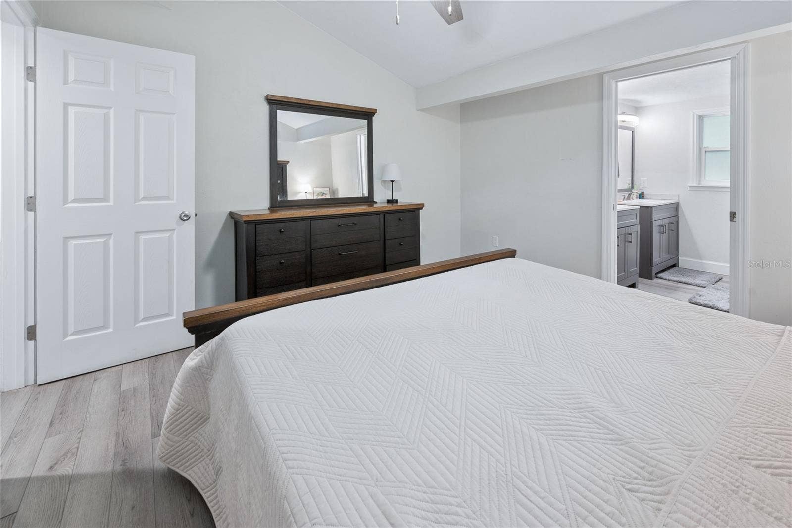 16619 NW STATE ROAD 45, High Springs, FL 32643 Master bedroom