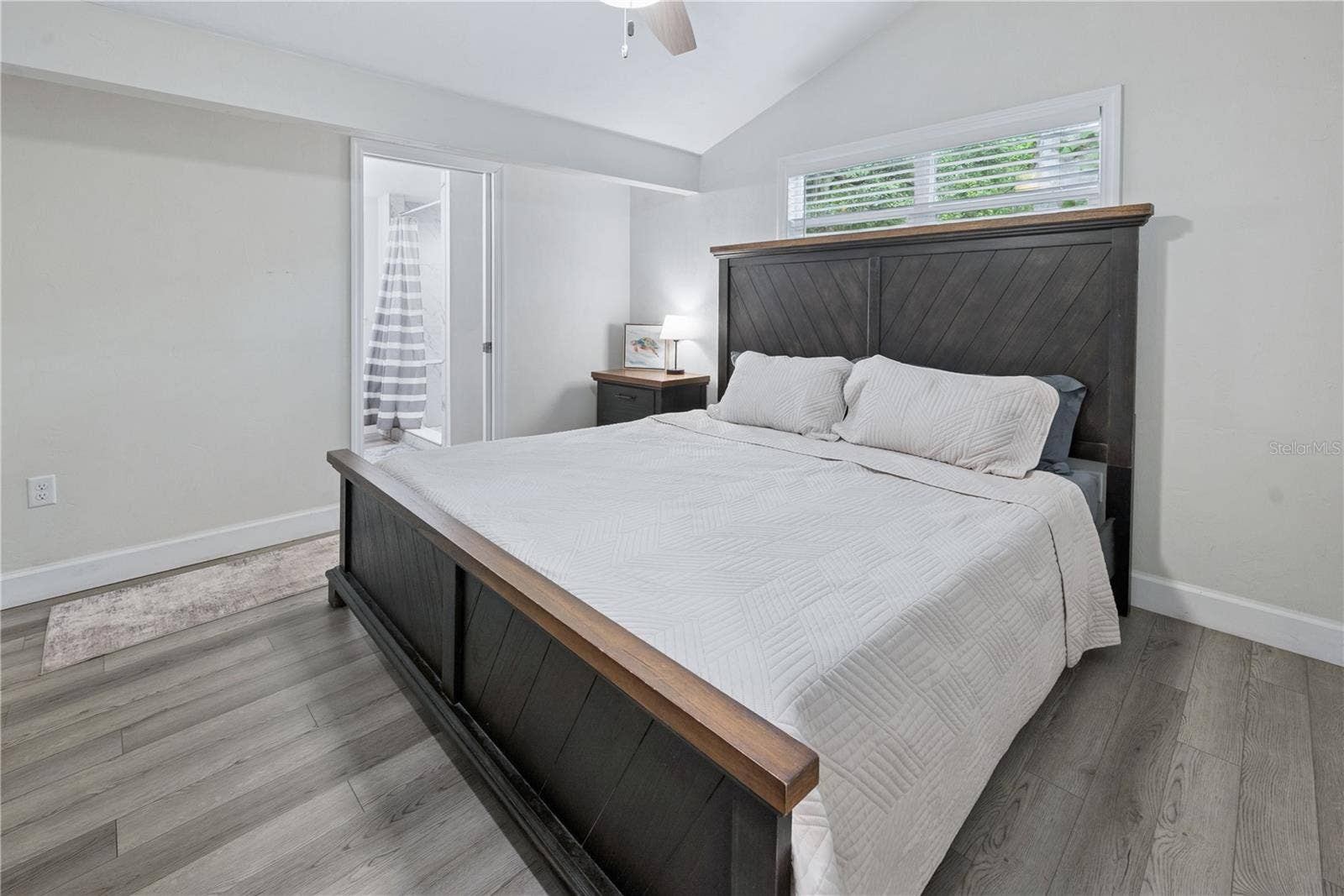 16619 NW STATE ROAD 45, High Springs, FL 32643 Master bedroom
