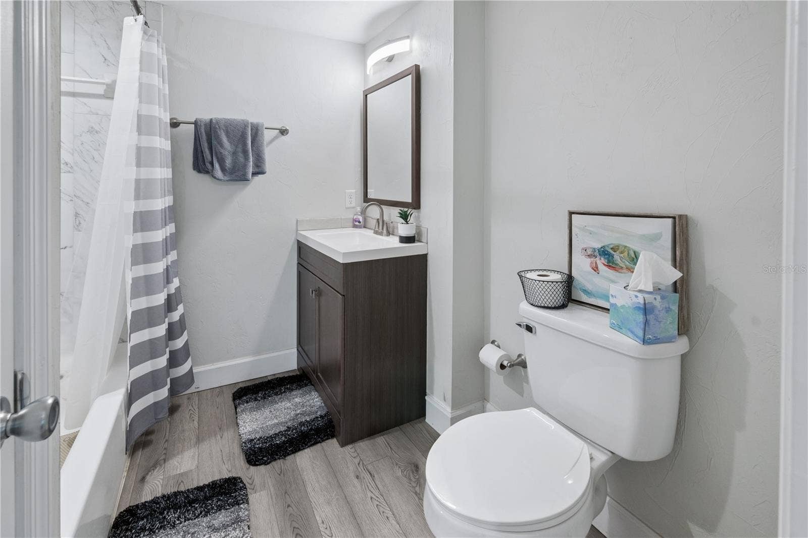 16619 NW STATE ROAD 45, High Springs, FL 32643 Second Bathroom