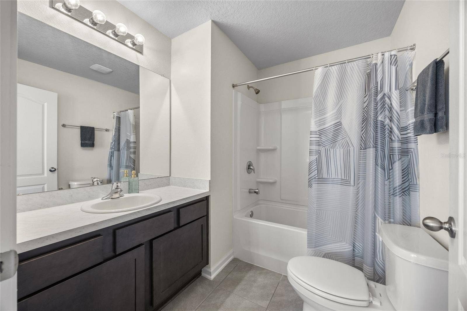 585 RUNNING WOODS STREET, Orange Park, FL 32065 primary bath 2