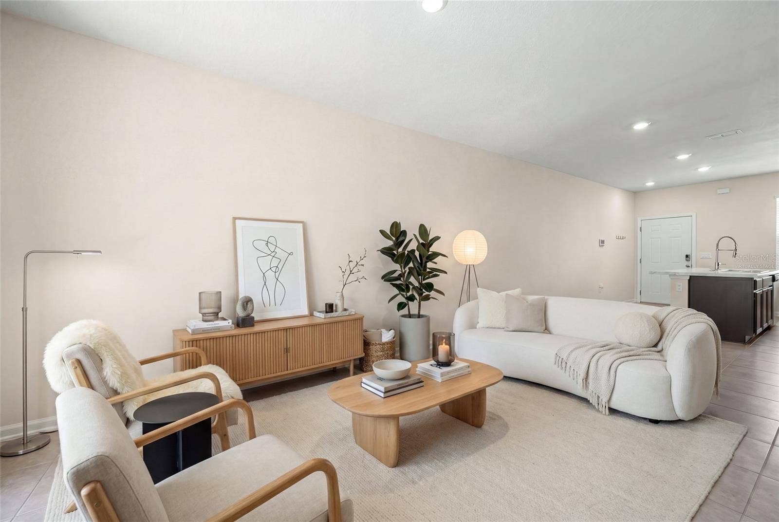 585 RUNNING WOODS STREET, Orange Park, FL 32065 virtually staged great room