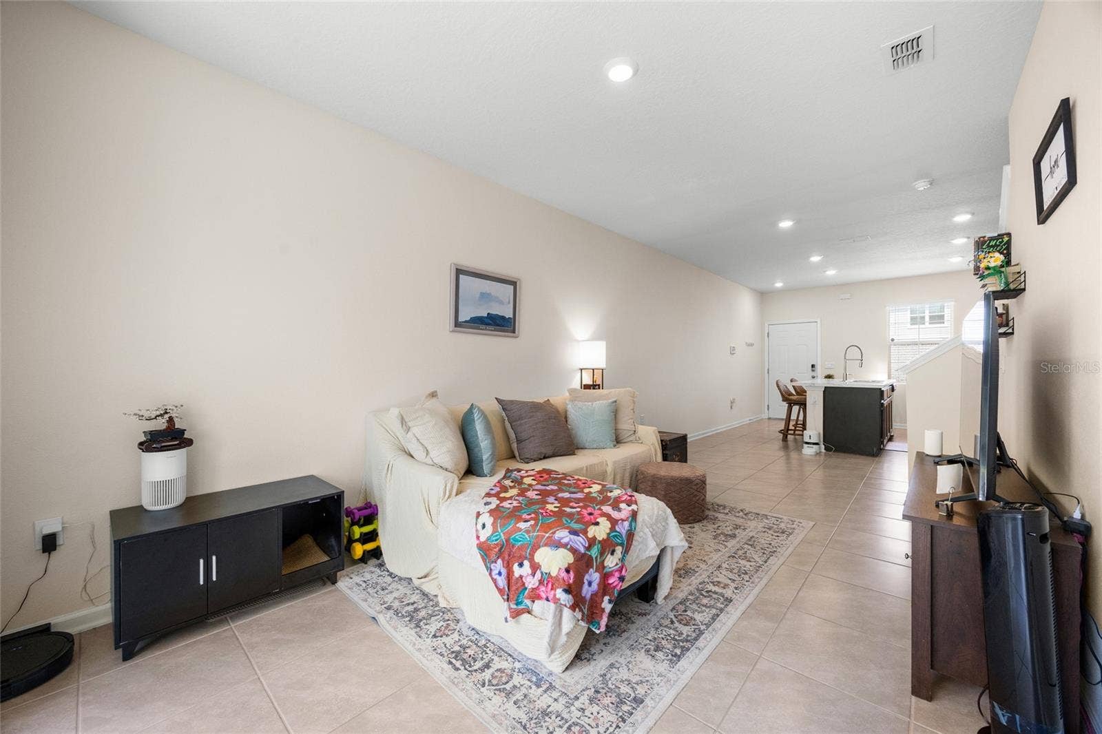 585 RUNNING WOODS STREET, Orange Park, FL 32065 great room