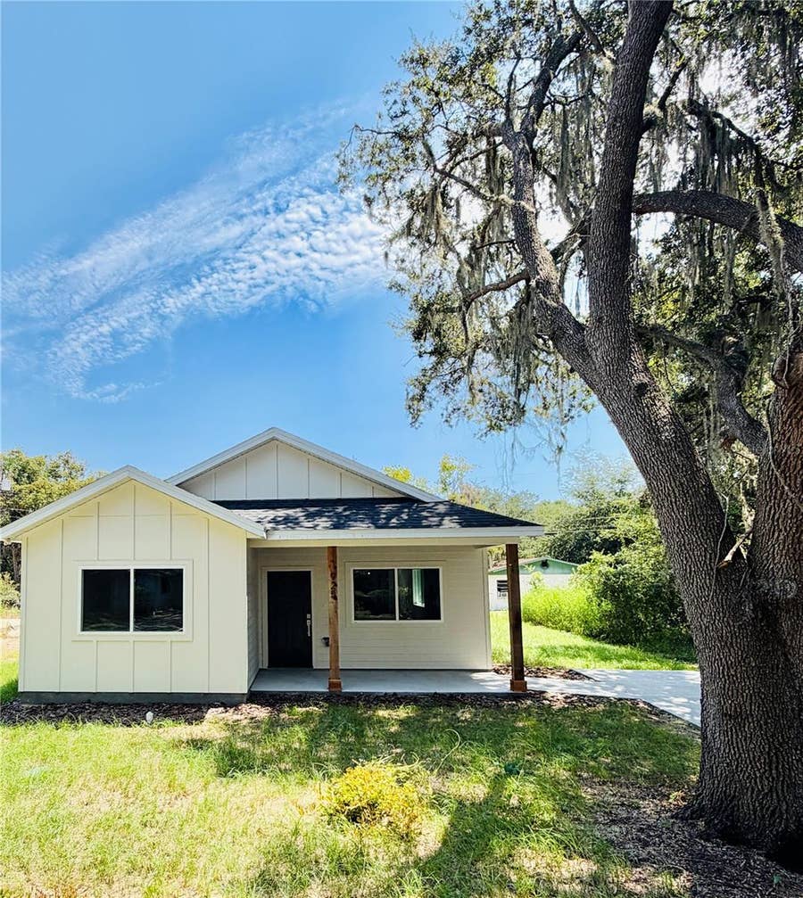 Property photo for 925 NE 17TH DRIVE, Gainesville, FL
