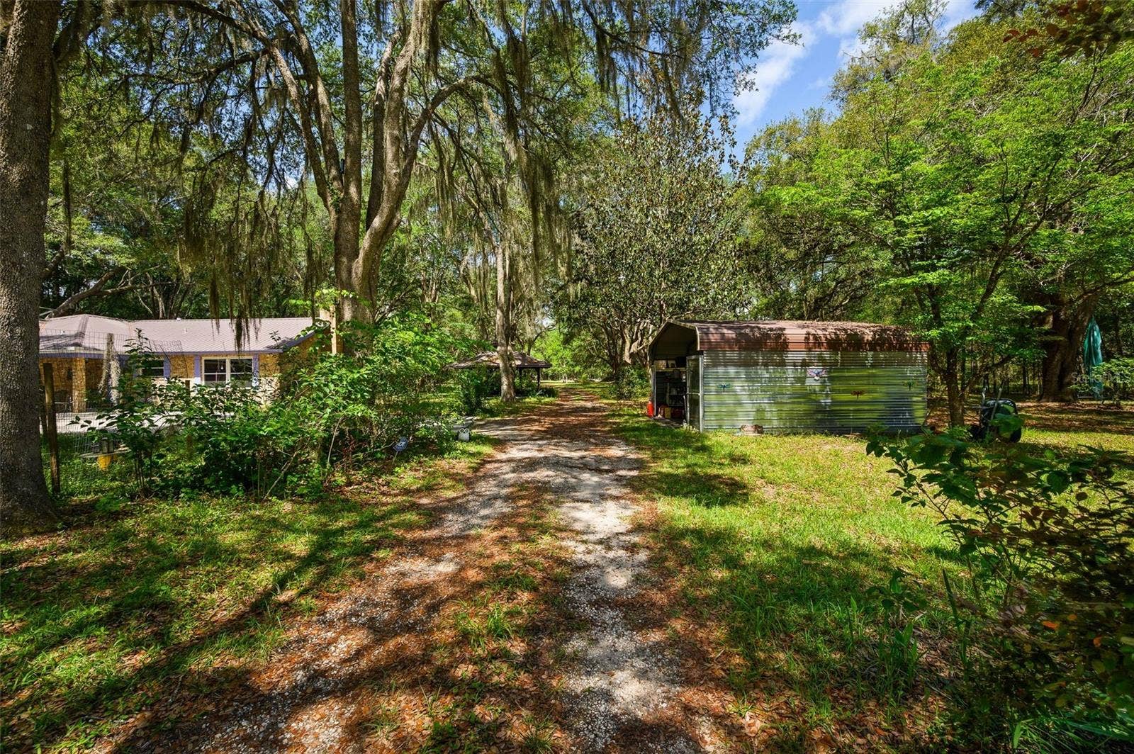 16422 NE 10TH STREET, Gainesville, FL 32609 16422 NE 10TH STREET, Gainesville, FL 32609