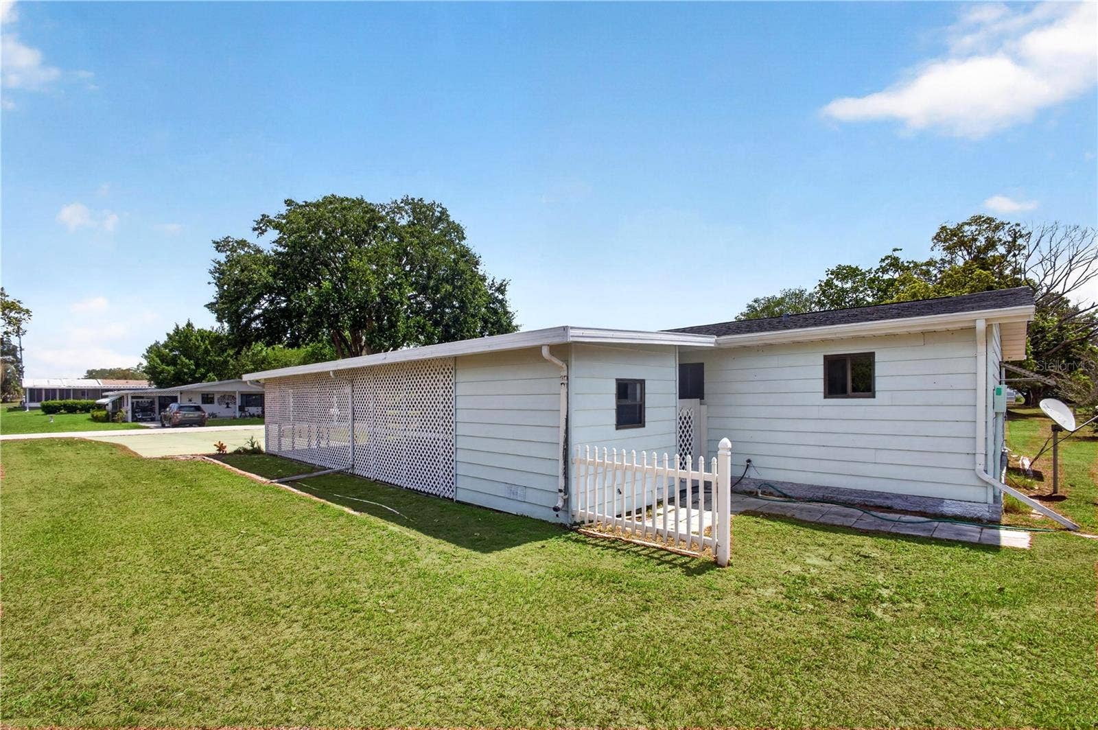 8972 SW 103RD LANE, Ocala, FL 34481 Back of House