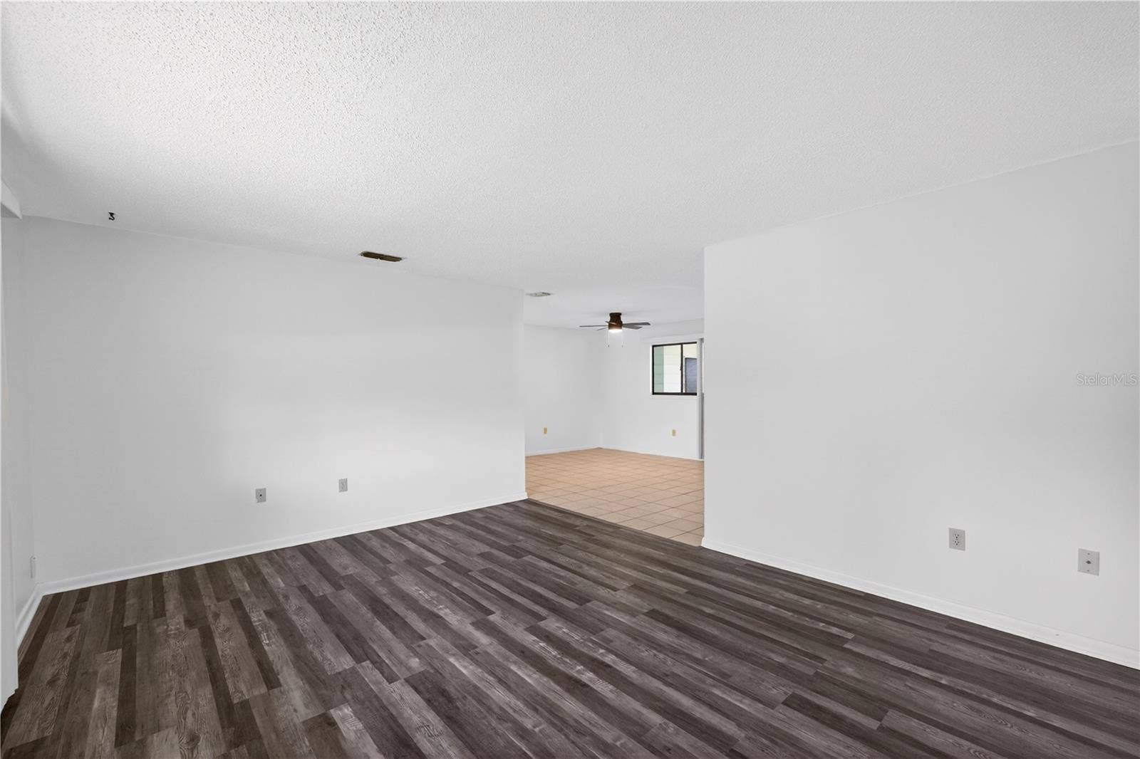 8972 SW 103RD LANE, Ocala, FL 34481 Living Room
