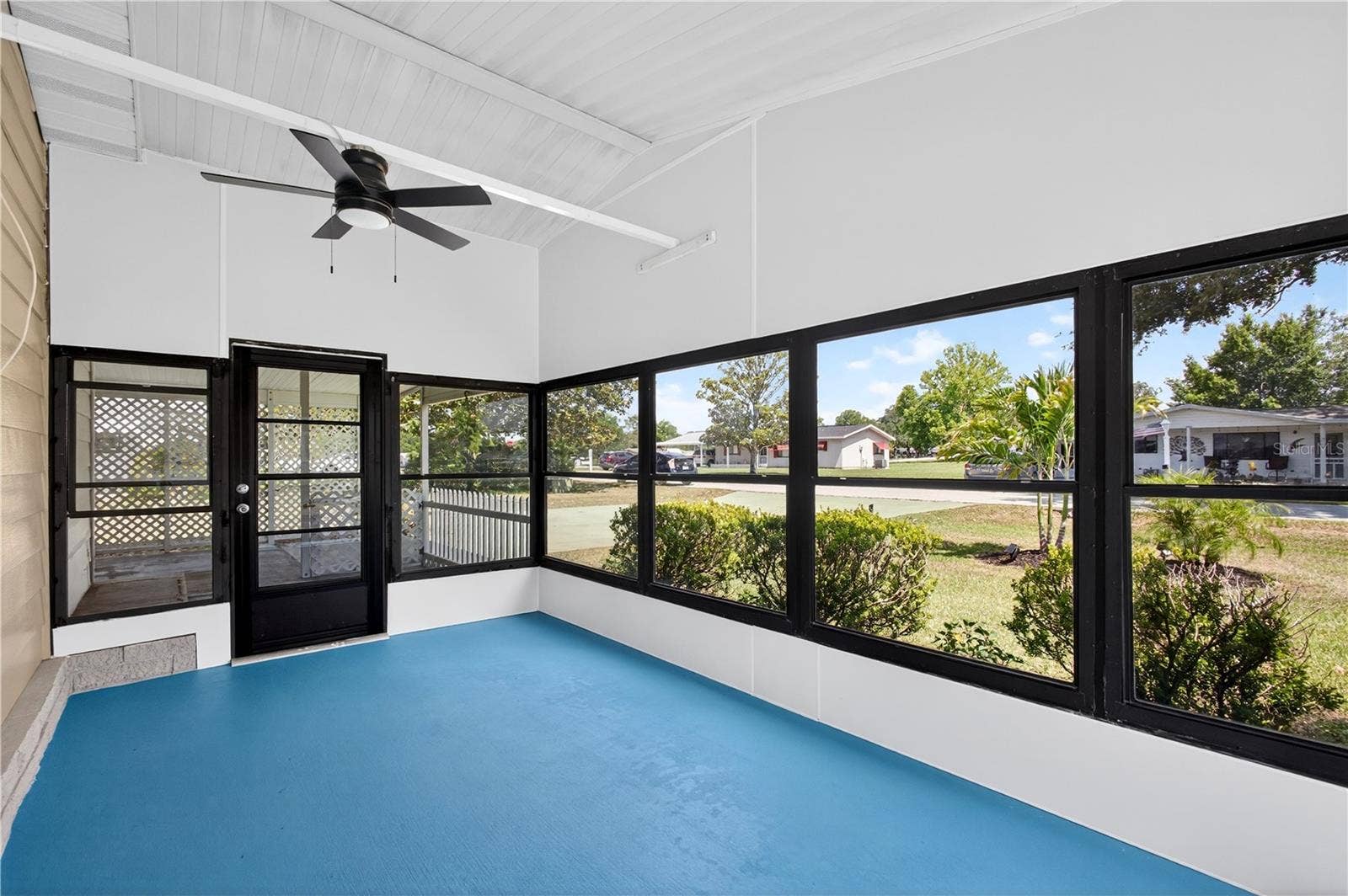 8972 SW 103RD LANE, Ocala, FL 34481 Enclosed Porch