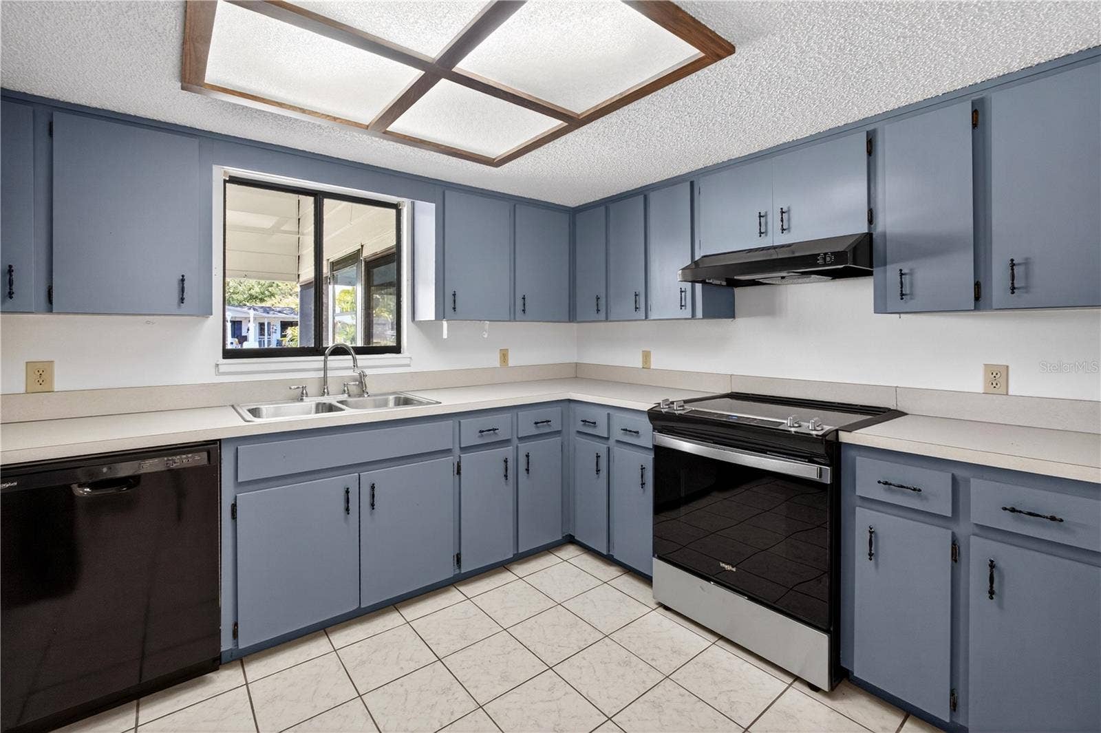 8972 SW 103RD LANE, Ocala, FL 34481 Kitchen