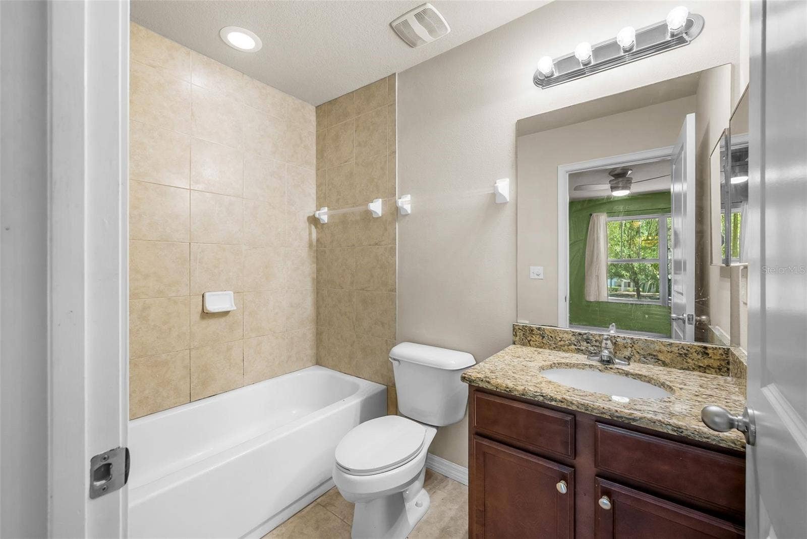 4605 SW 48TH DRIVE, #155, Gainesville, FL 32608 4605 SW 48TH DRIVE, #155, Gainesville, FL 32608