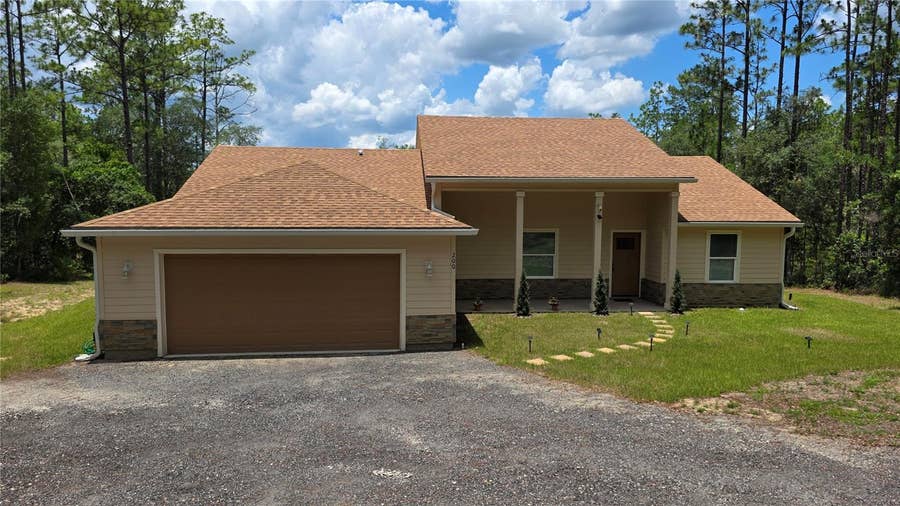 Property photo for 200 HOUR GLASS CIRCLE, Hawthorne, FL