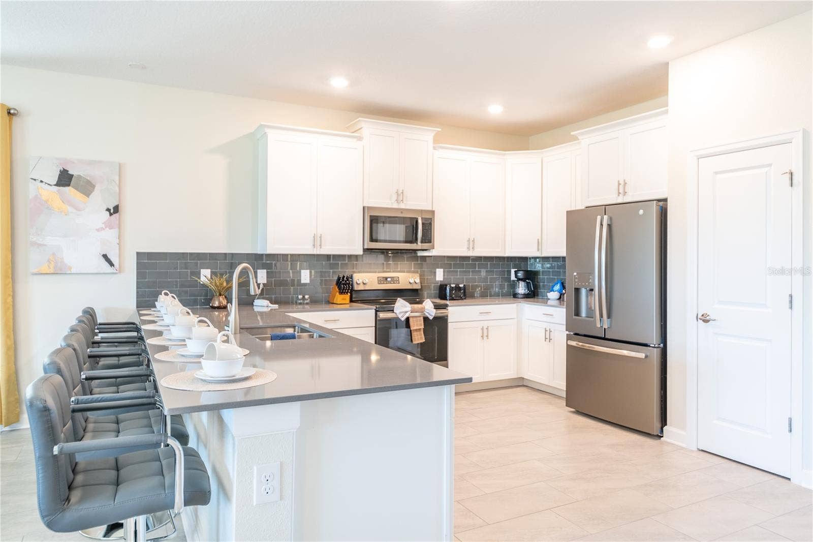 8888 CABOT CLIFFS DRIVE, Davenport, FL 33896 8888 CABOT CLIFFS DRIVE, Davenport, FL 33896